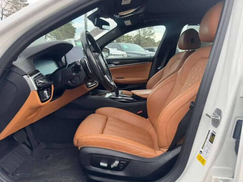 2021 BMW 5 Series 530i