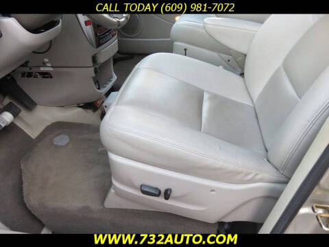 2006 Chrysler Town and Country Limited
