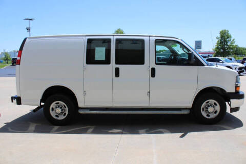 2024 Chevrolet Express 2500