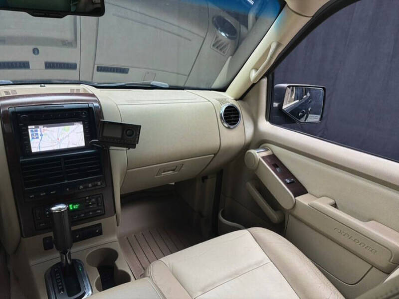 2007 Ford Explorer Limited