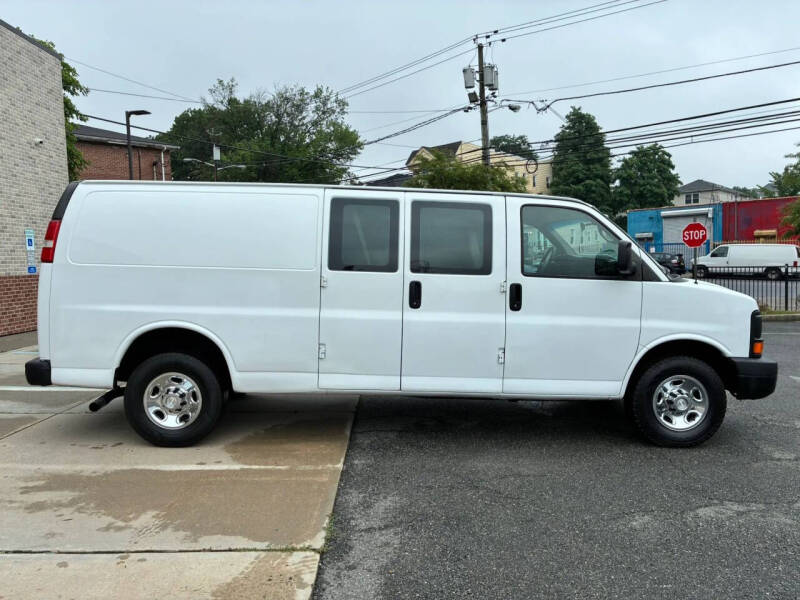 2015 Chevrolet Express 2500
