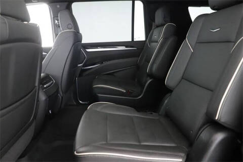 2025 Cadillac Escalade ESV Sport