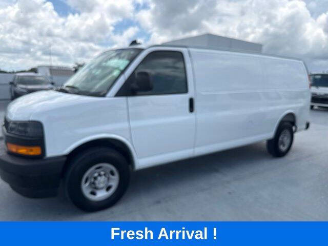 2025 Chevrolet Express 2500