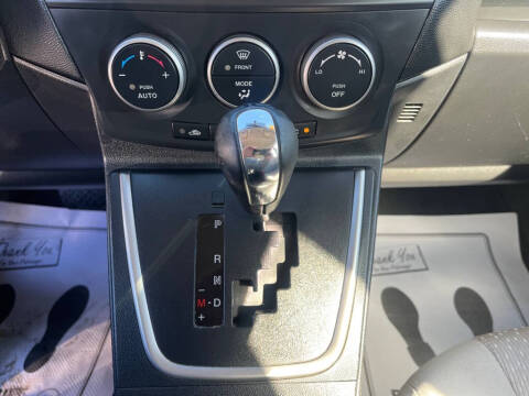 2012 Mazda MAZDA5 Touring