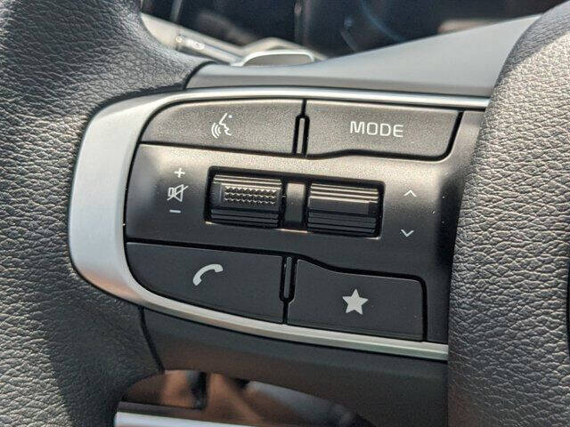 2024 Kia Sportage Hybrid LX