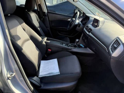 2018 Mazda MAZDA3 Sport