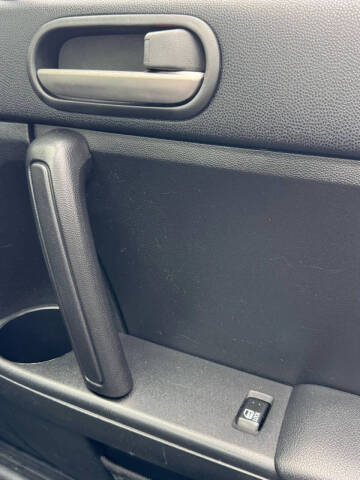 2013 Mazda MX-5 Miata Sport