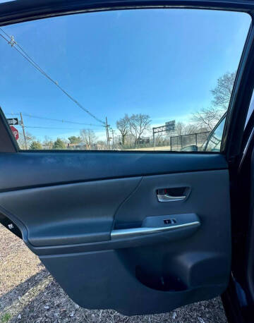 2012 Toyota Prius v Three
