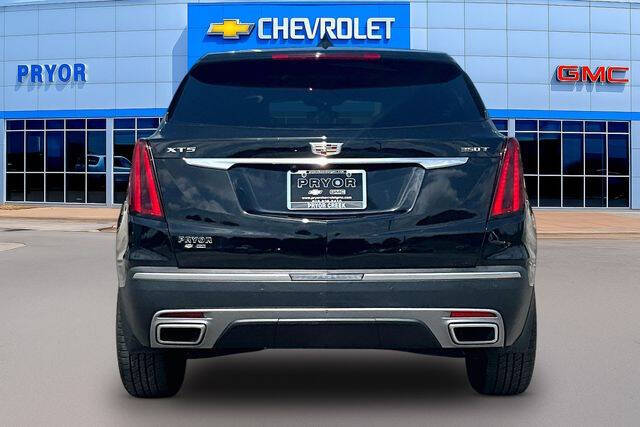 2022 Cadillac XT5 Premium Luxury