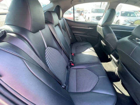 2022 Toyota Camry SE