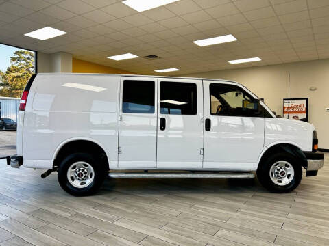 2024 GMC Savana 2500