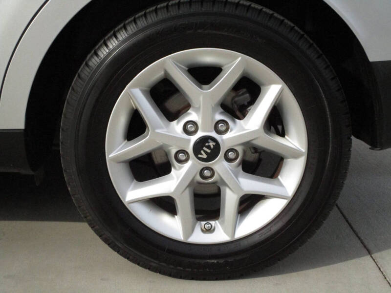2020 Kia Soul S - Photo 23