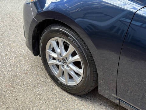 2016 Mazda MAZDA3 i Sport