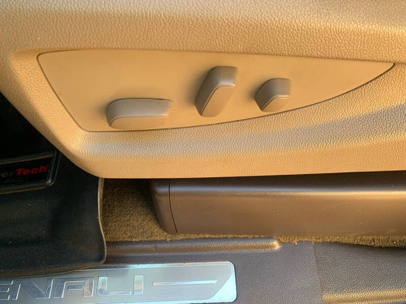 2015 GMC Sierra 2500HD Denali