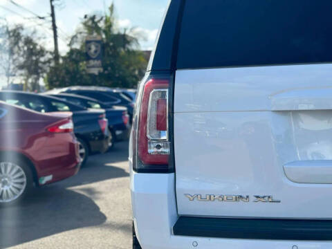 2016 GMC Yukon XL SLT