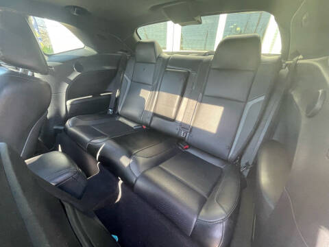 2017 Dodge Challenger R/T Plus