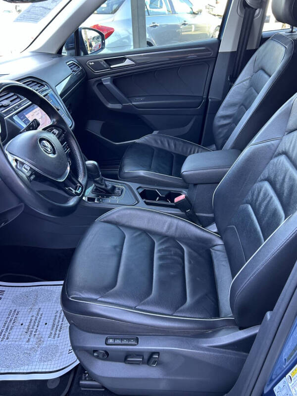 2018 Volkswagen Tiguan 2.0T SEL Premium