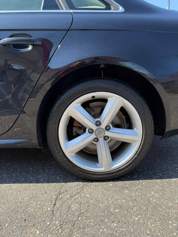 2012 Audi A4 2.0T quattro Premium Plus