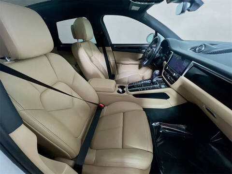 2020 Porsche Macan S