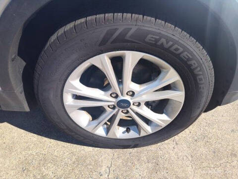 2019 Ford Escape SEL