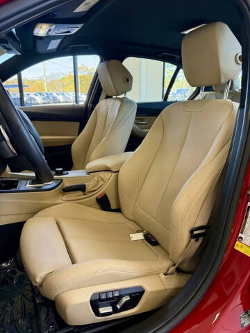 2018 BMW 3 Series 330i