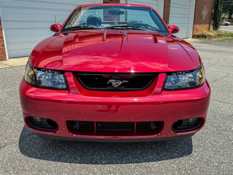 2004 Ford Mustang SVT Cobra