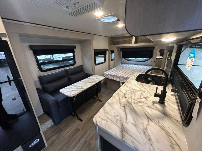 2024 Coachmen RV REMOTE RMT19R