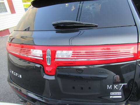 2011 Lincoln MKT EcoBoost