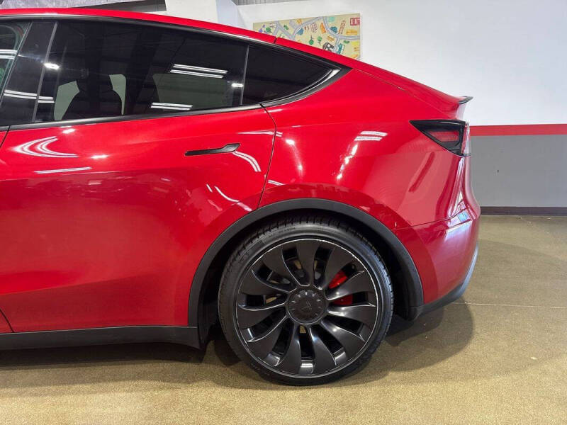 2023 Tesla Model Y Performance
