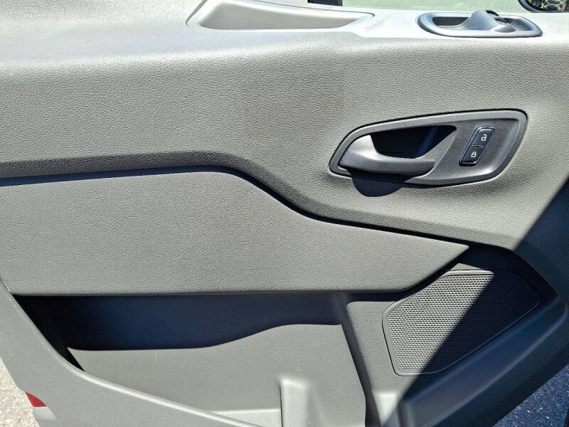 2025 Ford Transit