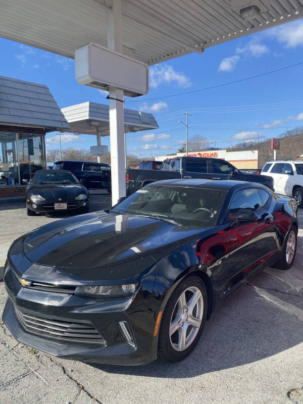 2017 Chevrolet Camaro 1LT's photo