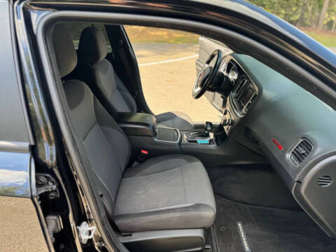 2015 Dodge Charger SE