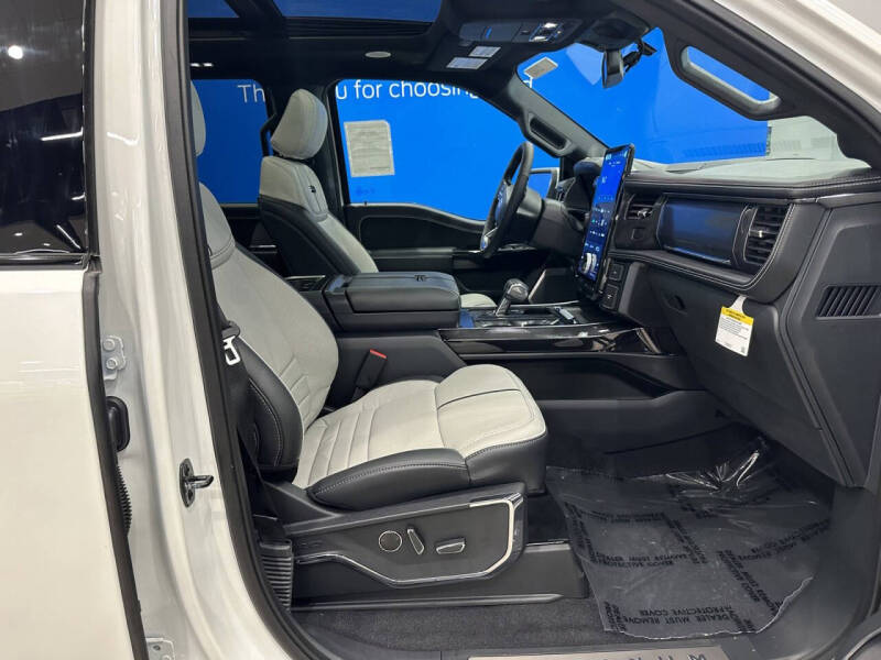 2023 Ford F-150 Lightning XLT