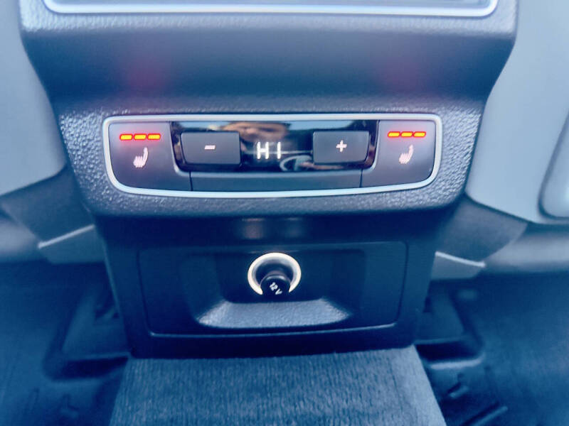 2018 Audi Q5 2.0T quattro Premium Plus