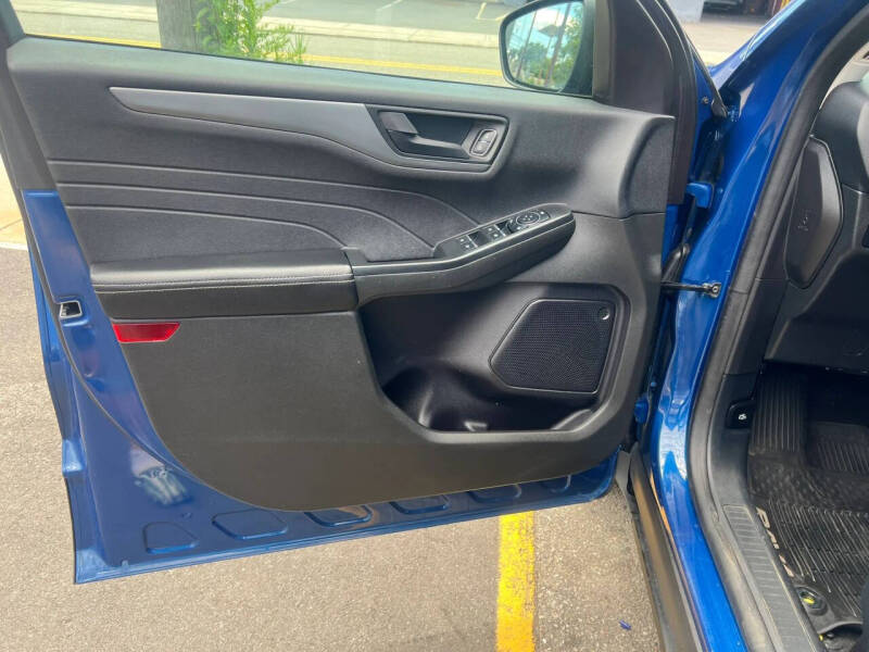 2023 Ford Escape