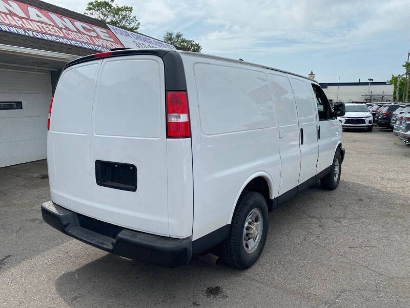 2016 Chevrolet Express 2500