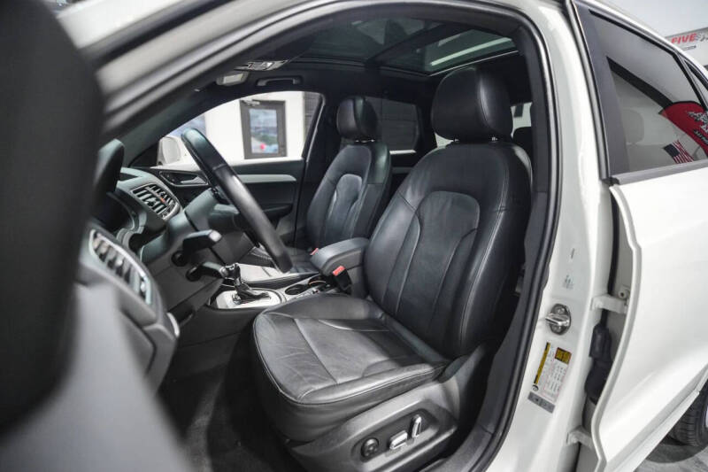 2017 Audi Q3 2.0T Premium