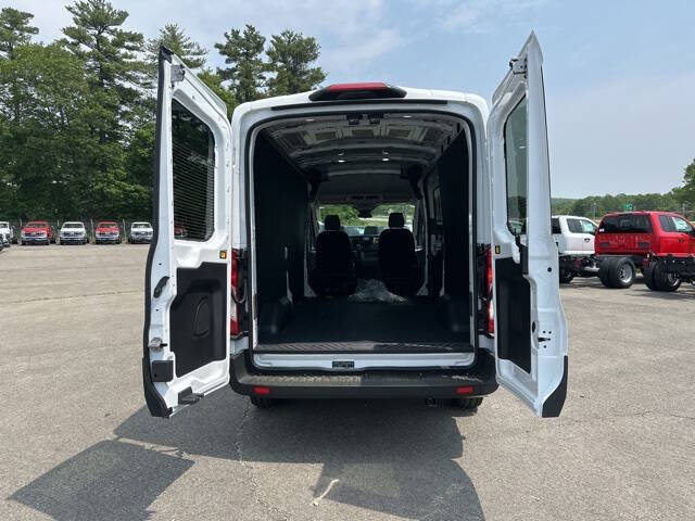 2025 Ford Transit 250