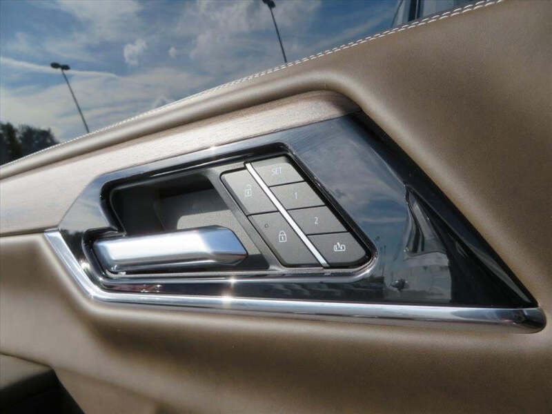 2025 GMC Yukon Denali Ultimate