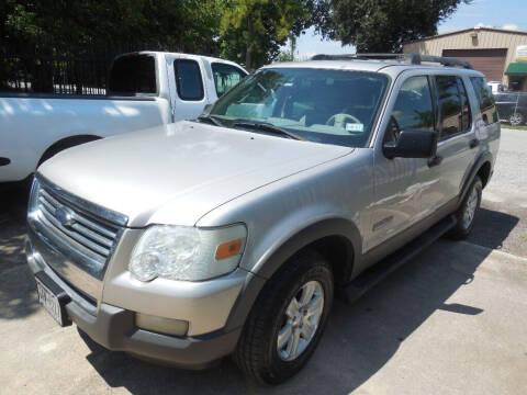 2006 Ford Explorer XLT