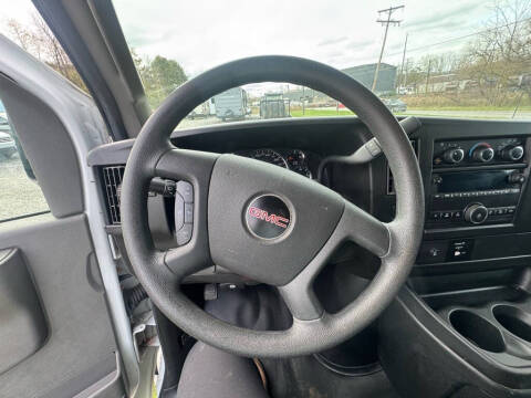 2018 GMC Savana 2500