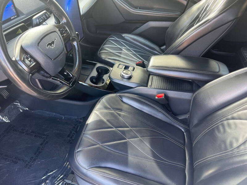 2021 Ford Mustang Mach-E Select