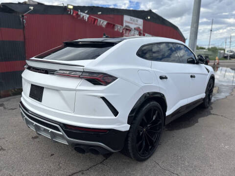 2021 Lamborghini Urus