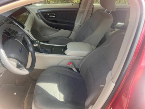 2012 Ford Taurus for sale at Bryant Auto Sales, Inc. in Ocala FL