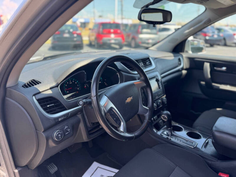 2016 Chevrolet Traverse LT