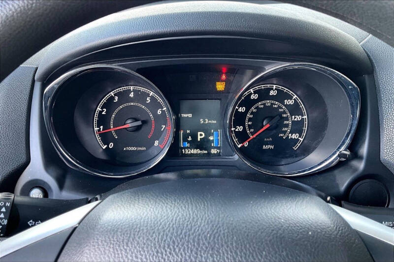 2022 Mitsubishi Outlander SE