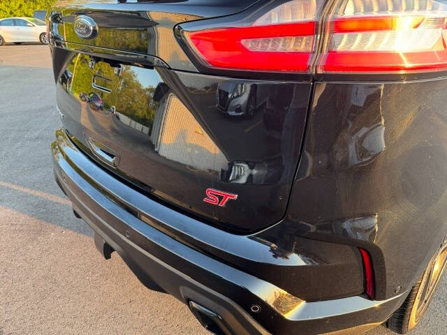 2019 Ford Edge ST