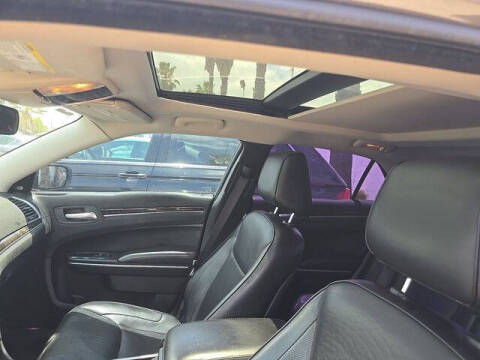 2018 Chrysler 300 Limited