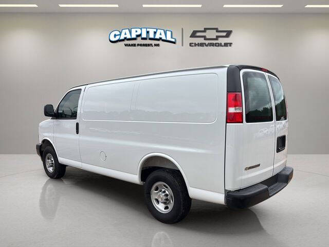 2025 Chevrolet Express 2500