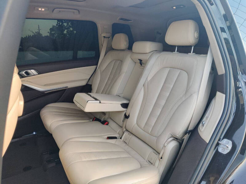 2019 BMW X7 xDrive40i